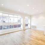 Rent 3 bedroom apartment of 99 m² in London