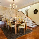 Rent 4 bedroom house of 290 m² in Marathonas
