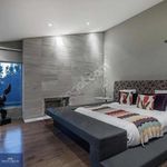  İstanbul konumunda 8 yatak odalı 1100 m² ev