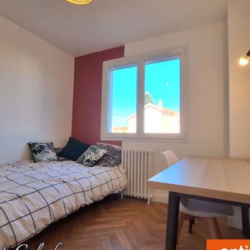 Location appartement 7 pièces 100 m² Albi (81000)