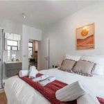 Rent 2 bedroom apartment of 45 m² in Bruxelles