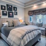 Rent 4 bedroom apartment of 241 m² in Newport Beach