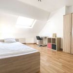 Rent a room of 70 m² in Anderlecht