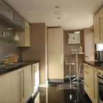 Rent 2 bedroom apartment of 93 m² in Tamworth