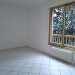 Rent 4 bedroom apartment of 108 m² in Meylan