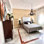 Rent 3 bedroom apartment of 160 m² in Sevilla
