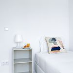 Alugar 2 quarto apartamento de 75 m² em Almada