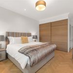 Rent 3 bedroom flat of 142 m² in London