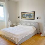 Rent 5 bedroom house of 253 m² in Milano