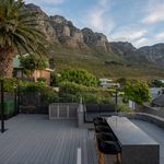 Rent 5 bedroom house of 947 m² in Cape Town