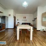 Rent 3 bedroom apartment of 77 m² in Roma