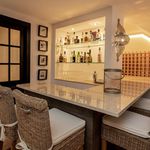 Rent 3 bedroom house of 162 m² in Marbella
