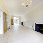 Rent 6 bedroom house of 269 m² in London
