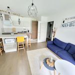 Rent 3 bedroom apartment of 1 m² in Puteaux