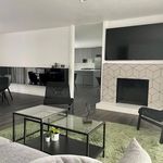 Rent 3 bedroom apartment of 130 m² in Palm Desert