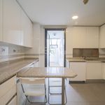 Rent 4 bedroom apartment of 154 m² in Terradillos