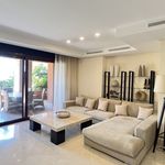 Rent 2 bedroom apartment of 211 m² in Puerto Banús