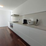 Rent 4 bedroom house of 250 m² in Vau