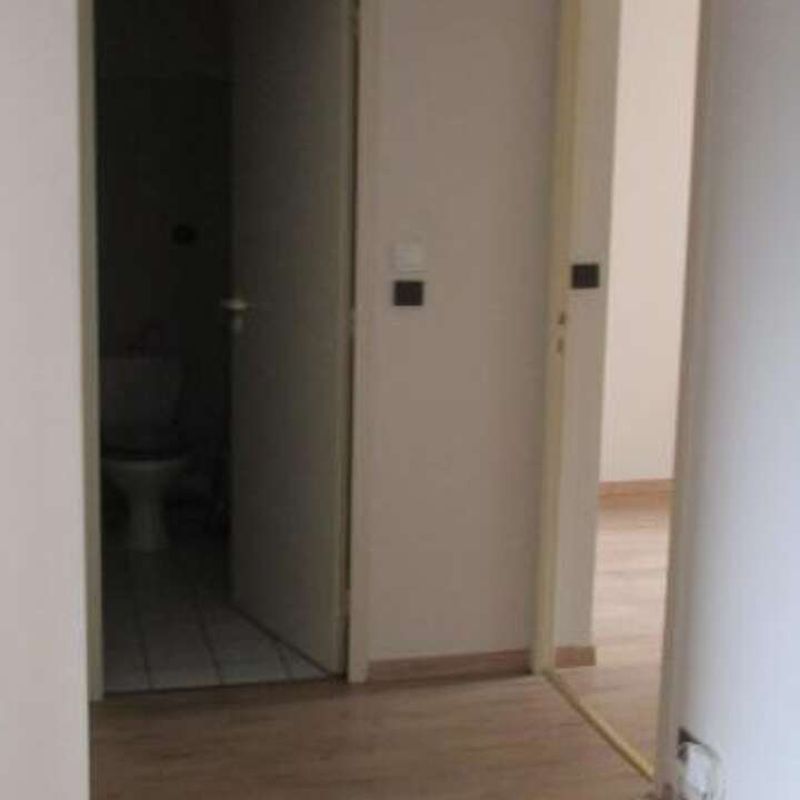Location appartement 2 pièces 47 m² Rodez (12000)