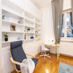 Rent a room of 103 m² in Milano
