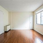 Rent 1 bedroom apartment of 901 m² in White Plains