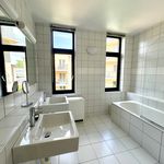 Rent 6 bedroom house of 250 m² in Ukkel