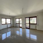 Rent 5 bedroom apartment of 160 m² in Roma