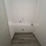 Affitto 3 camera appartamento di 90 m² in Montichiari