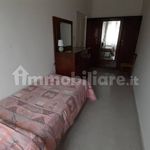 Affitto 4 camera appartamento di 140 m² in Montenero di Bisaccia