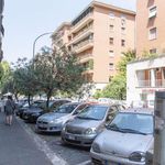 Rent a room of 210 m² in Roma