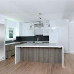 Rent 4 bedroom apartment of 4666 m² in Greenwich