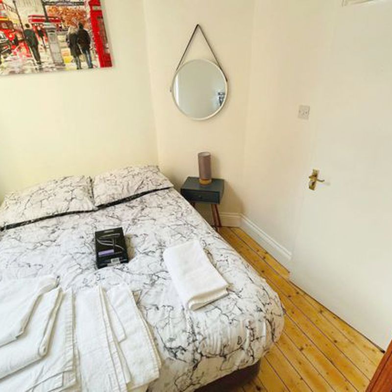 Flat to rent in Noel Street, Forest Fields NG7 Hyson Green