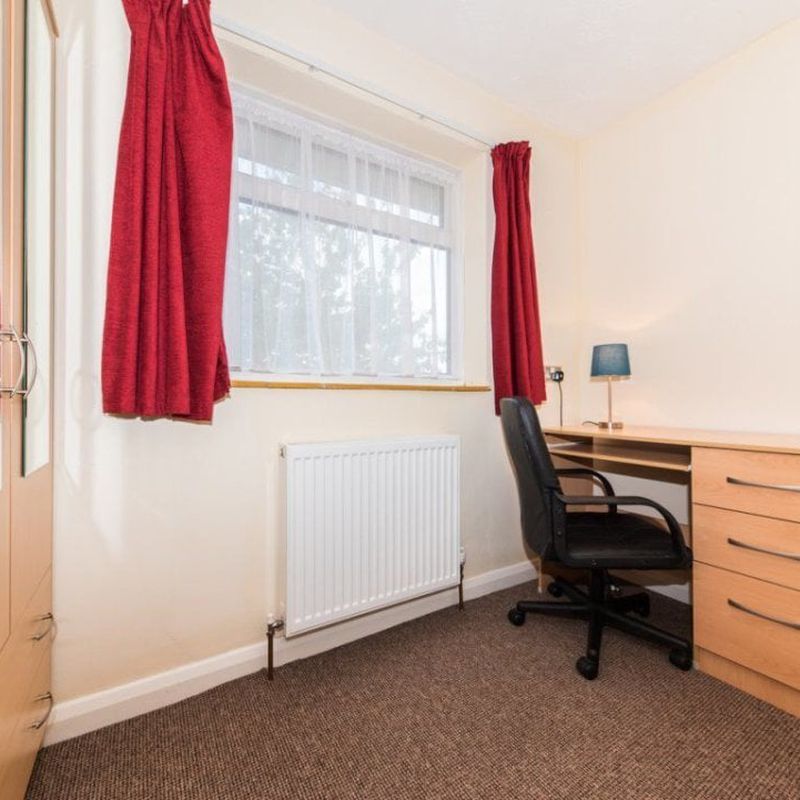 £720 p/w (£3,120 pcm)
 
 
 ⓘ
 
 The monthly or weekly payment required by the landlord. Read our glossary page 
 
 
 Shipman Avenue, Canterbury St Dunstan's