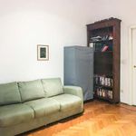 Rent a room of 180 m² in Roma