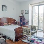 Rent 7 bedroom house of 250 m² in Porto