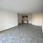 Rent 3 bedroom apartment of 64 m² in Bassens
