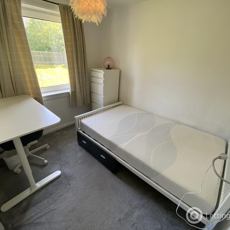 3 Bedroom Flat to Rent at Aberdeen-City, Airyhall, Broomhill, Dee, Garth, Garthdee, Hill, England Rossington