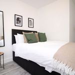 Rent 2 bedroom apartment in Swindon