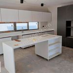 Rent 6 bedroom house of 2 m² in Antalya