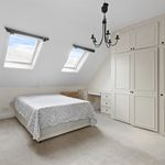 Rent 2 bedroom apartment in Hampstead