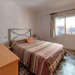 Alquilo 3 dormitorio apartamento de 75 m² en València