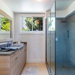 Rent 3 bedroom apartment of 193 m² in Malibu