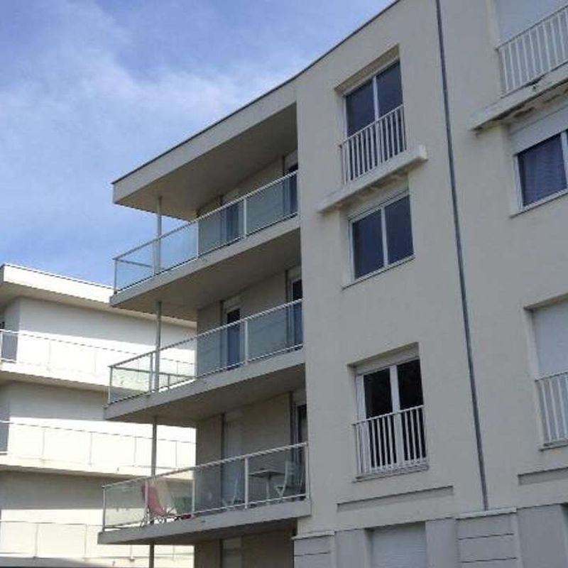 Location appartement 2 pièces 35 m² Poitiers (86000)