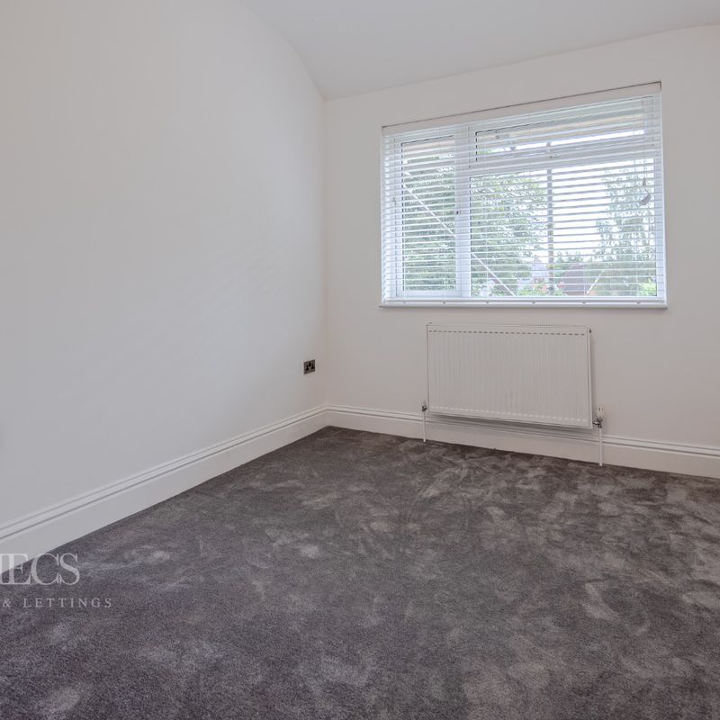 Fully refurbished - Spacious 2 Double Bedroom Flat in Moseley Balsall Heath