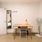 Rent a room of 170 m² in Barcelona