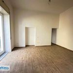 Rent 3 bedroom apartment of 89 m² in Napoli