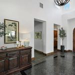 Rent 3 bedroom apartment of 255 m² in La Quinta