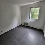 Rent 3 bedroom apartment of 57 m² in Cuers