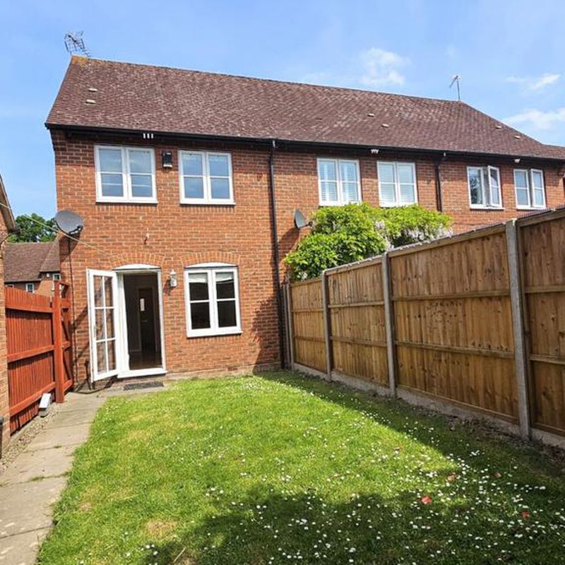 2 bedroom end of terrace house to rent Warndon