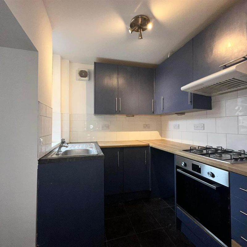 3 bed end of terrace house to rent in St. Johns Road, Burnley, BB12 (ref: 583843) | E&M Property Solutions Whittlefield